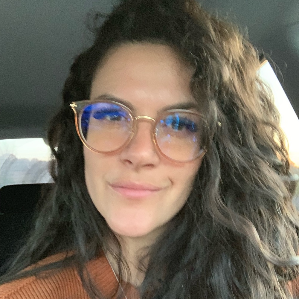 Meet your Posher, Marion